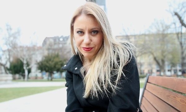 Великолепная зреленькая любовница с огоньком.