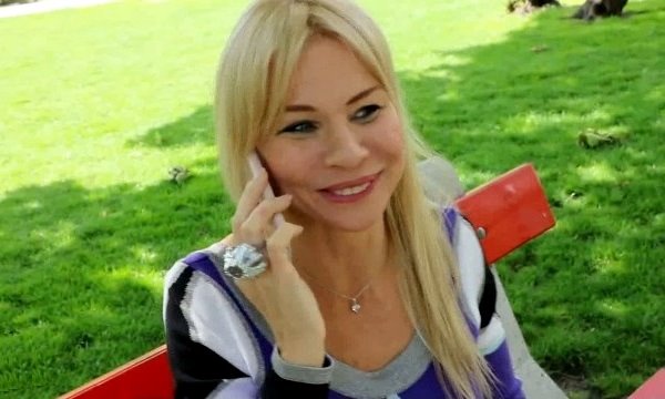 Отлично в пизду и жопу с горячей русской мамочкой.