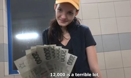 Целая куча денег за секс с девушкой на сервисе мойки машин.